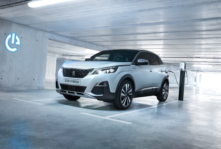 Der neue PEUGEOT 3008 GT HYBRID4